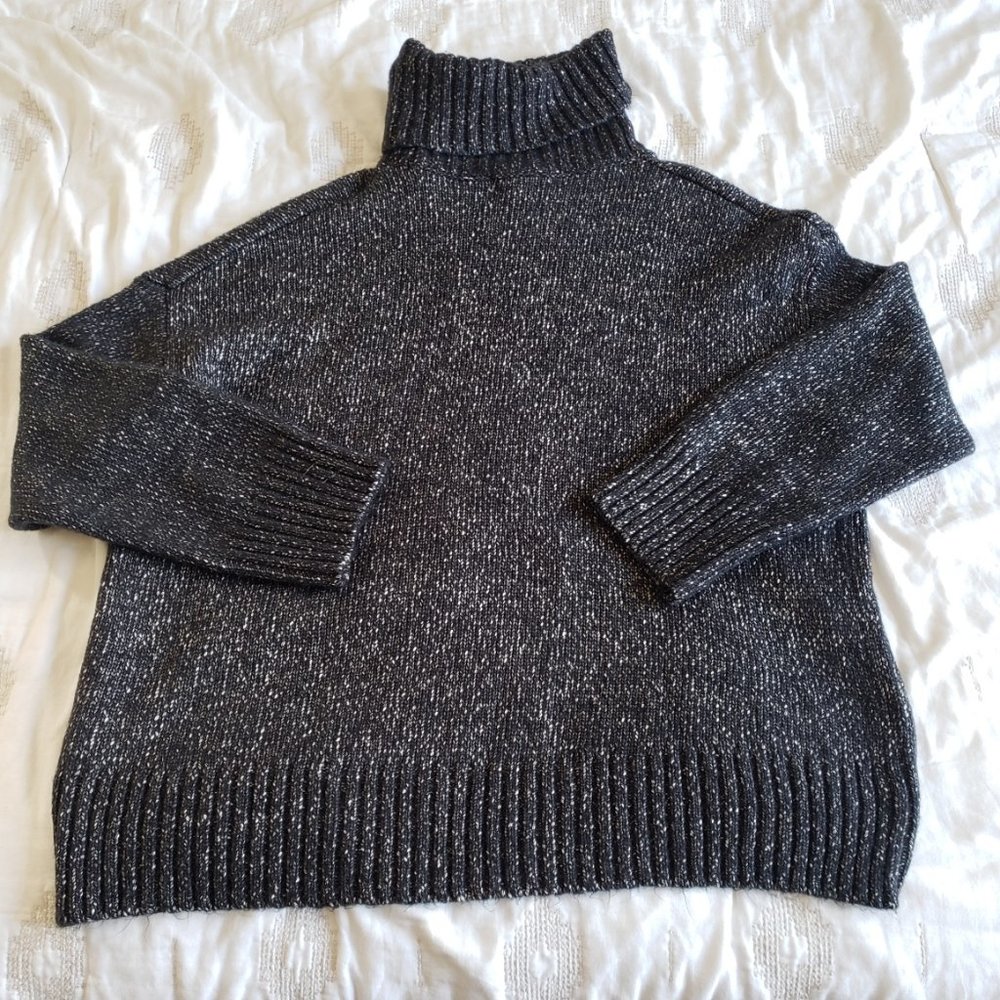 H&M Women's Oversized Gray Turtleneck Sweater